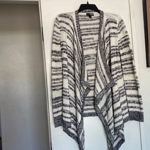 Lightweight cardigan from ana - Picture 1 of 3